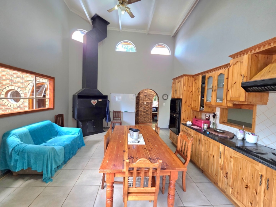 5 Bedroom Property for Sale in Panorama Free State